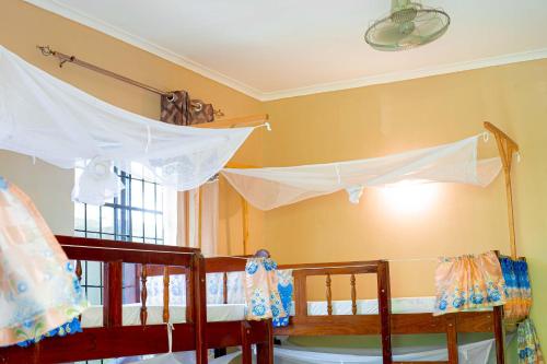 L&j modern backpackers BnB in Dar es Salaam