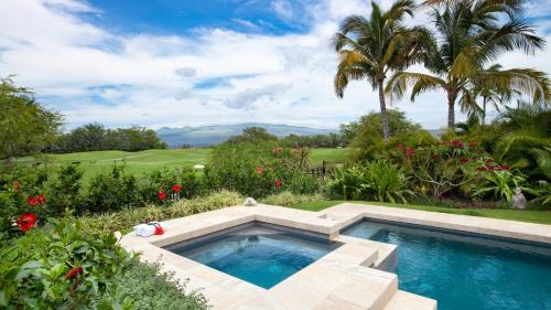 ENDLESS SUMMER Elegant KaMilo Home with Heated Pool and Guest Cottage ENDLESS SUMMER Elegant KaMilo Home with Heated Pool and Guest Cottage