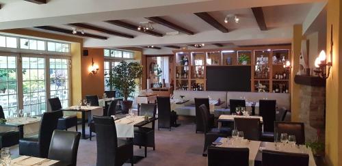 Hotel Le Lion d'Or - image 7