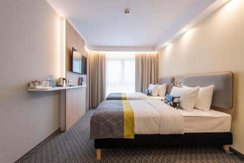 1 double bed