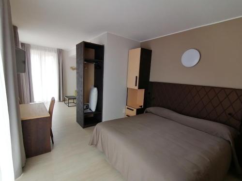 Hotel Boston - image 7