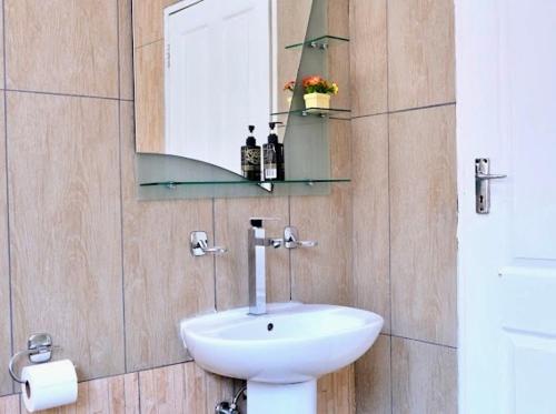 Lauren Palace Guest House Lauren Palace Guest House