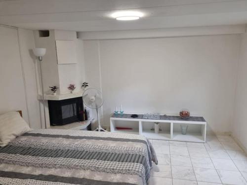 Charming 2-Room apartment in Бро