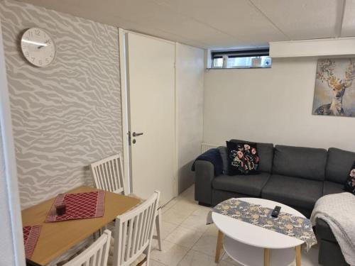 Charming 2-Room apartment in Бро