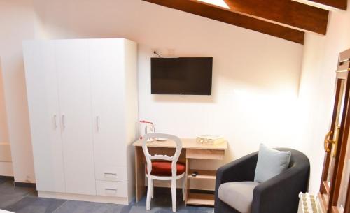 Sleeps 3