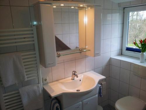 Apartment image 6