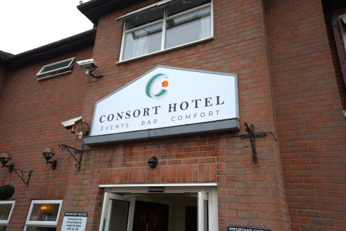 Consort Hotel - image 2