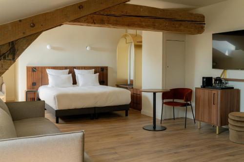 Hôtel Fort St Laurent Lyon - Handwritten Collection (Hotel Fort St Laurent Lyon - Handwritten Collection) near Croix-Rousse