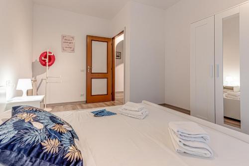 Pavone - Sweet Dreams in Florence - main image