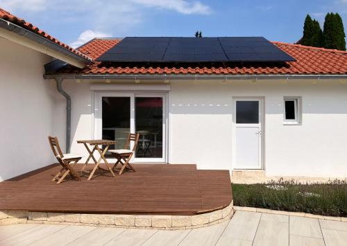 Appartement mit Pool in Kirchen, Deutschland