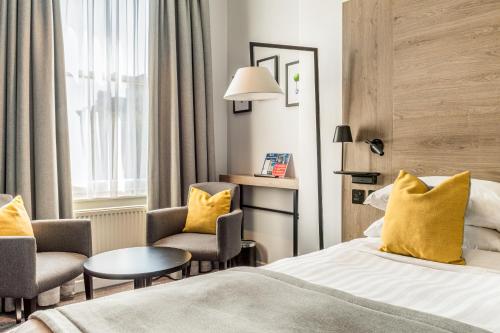 room detail thumbnail 0