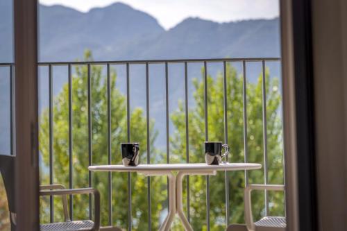 Terraza/balcón, KOSY APPART'HÔTELS - Résidence du Lac (KOSY APPART'HOTELS - Residence du Lac) in Aix-les-Bains-Gresy