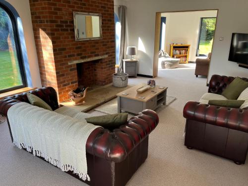 Meadowside – Redruth