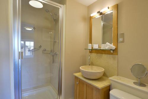 The Fairfax Arms - image 11