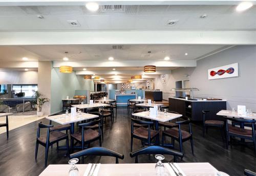 Restaurant, Sudima Lake Rotorua Hotel in Rotorua