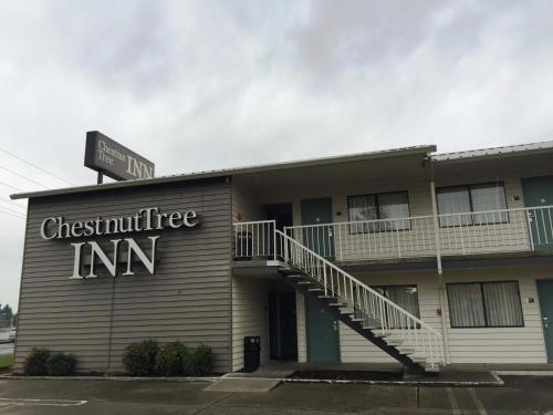 Chestnut Tree Inn Portland Mall 205 - image 4