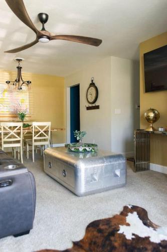 The Aviators Lounge in Defiance