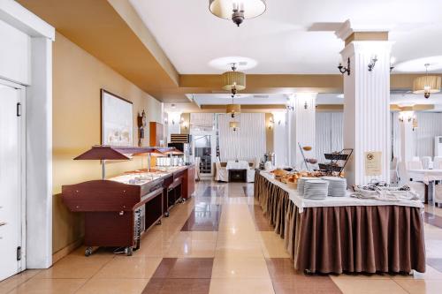 Buitenkant, Hotel Belvedere in Sveti Stefan