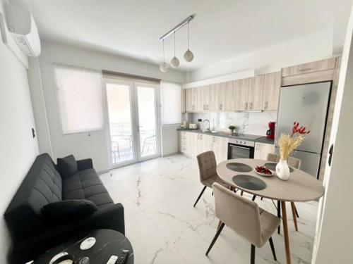 Ionia's Comfort Apartments - 1st floor, Athen
