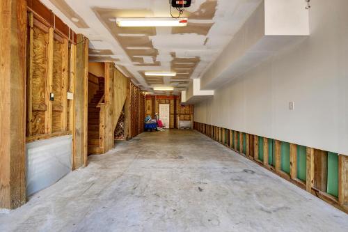 Pelican Pleasure by Sea Scape Properties - image 3