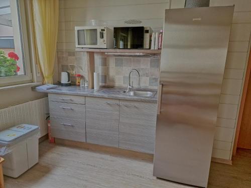 Kitchen, Pension und Ferienwohnungen Bachmann in Wolfersheim