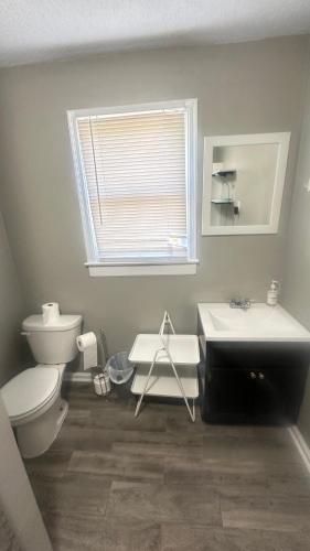 Cozy 2bed 1bath Memphis in-law suite 5 minutes from I240W in Memphis, USA