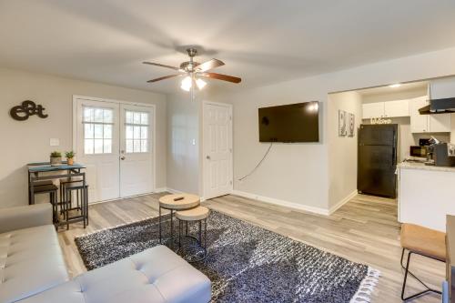 Talladega Apartment about 14 Mi to Superspeedway! in Talladega, USA