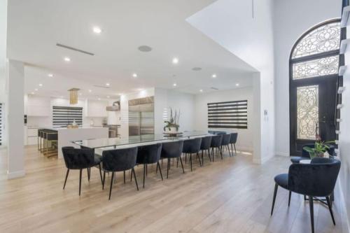 ৎ୭Gunther Luxurious Abodeৎ୭ Pool, New, Lux & more in Los Angeles, USA
