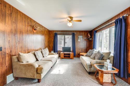 Cabin in Boulder Junction with Fire Pit and Deck! in Boulder Junction, USA