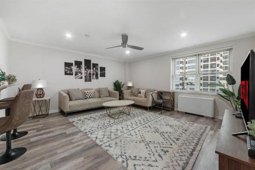Walk to Everything, Affordable Condo in Downtown in Atlanta, USA