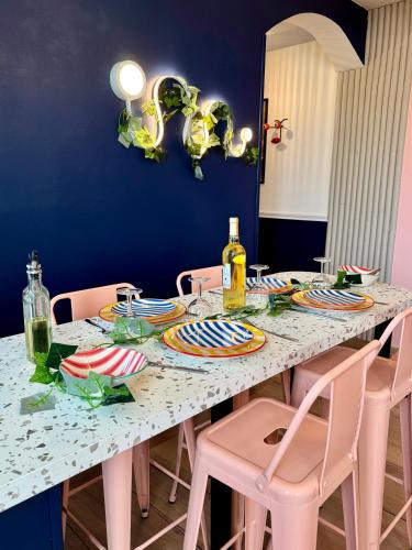 Instalaciones, Appartement Pop Art in Louviers