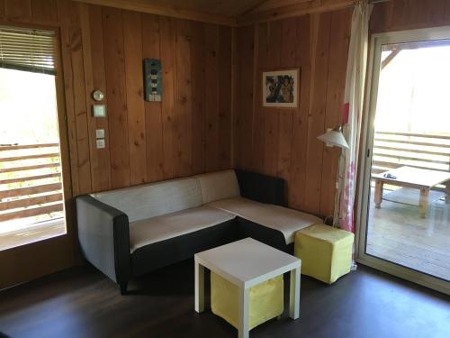 Iekārtas, Maison quatre voyageurs in Karkansa