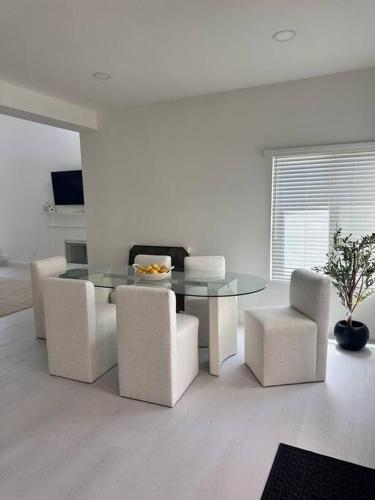 A modern and peaceful oasis in Rancho Cucamonga, USA