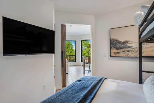 Electric Pass Lodge 106 by Snowmass Mountain Lodging - image 2