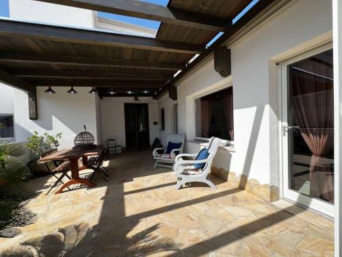 Luxury Pisu Apartments 4