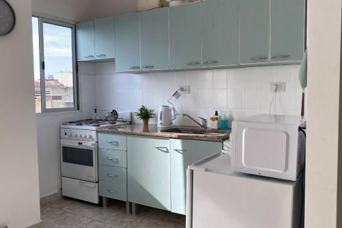 One-Bedroom Apartment image 7