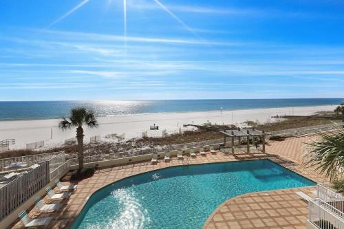 Beach, Shoalwater 705- Beach front indoor pool hot tub grill in Orange Beach (AL)