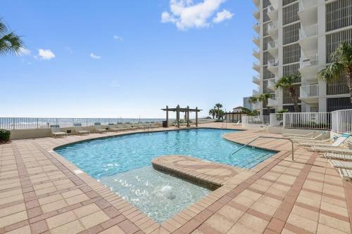 Shoalwater 705- Beach front indoor pool hot tub grill in Orange Beach (AL)