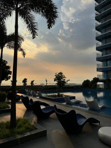Stylish 1BR Near Airport Facing the Bay - 7b, Manila