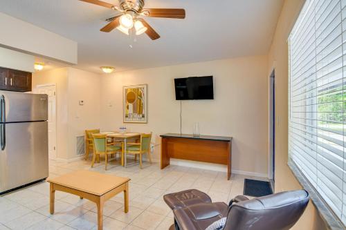 Centrally Located Hallandale Beach Condo in Hallandale Beach, USA