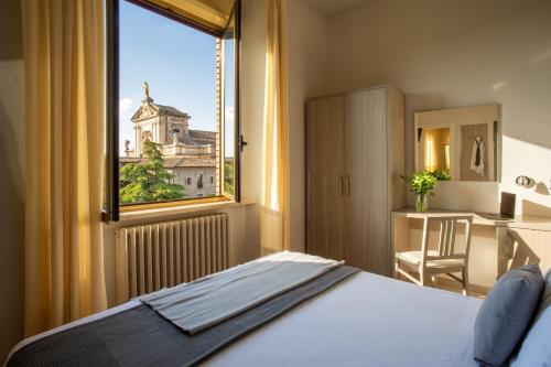 1 queen bed