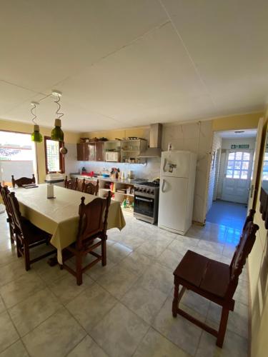 Aguilar House Hostel B&B in El Calafate