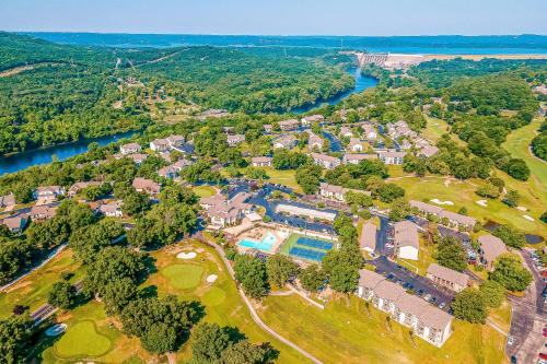 Wholesome Hideout in Branson, USA