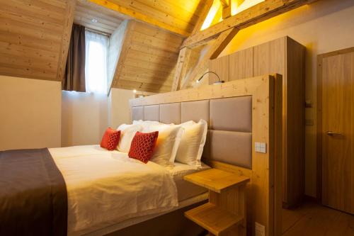 Superior Room with Balcony