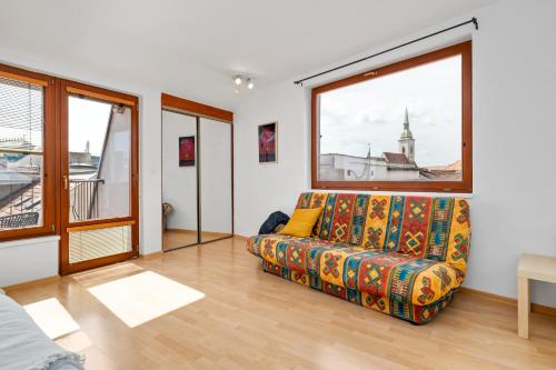 Spacious City Center Bratislava Penthouse & Private Rooftop Terrace, Bratislava (Foto 6)