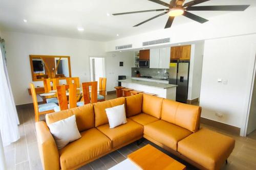 Spacious Overlooking Green One - image 5