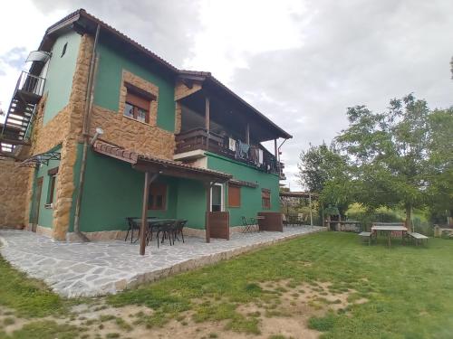  Apartamentos El Puntual in Romillo