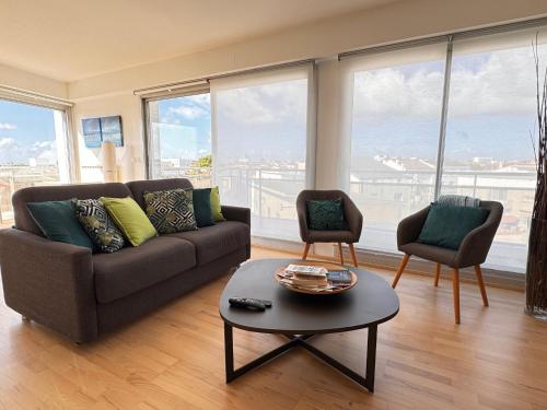 Appt 4 pers, centre-ville tout à pieds, plage 300m, aperçu mer, très calme parking privé, possibilité garage et location vélos électriques, Royan (fotografie 6)