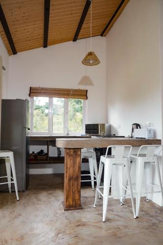 keuken, Domaine de L'HACIENDA in Saint Gabriel