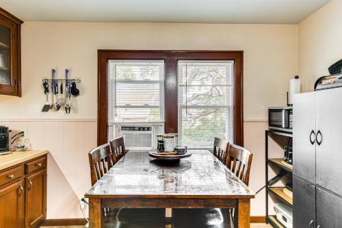 Apartment More Than 1 Mi to Buffalo Botanical Gardens! in Lackawanna, USA